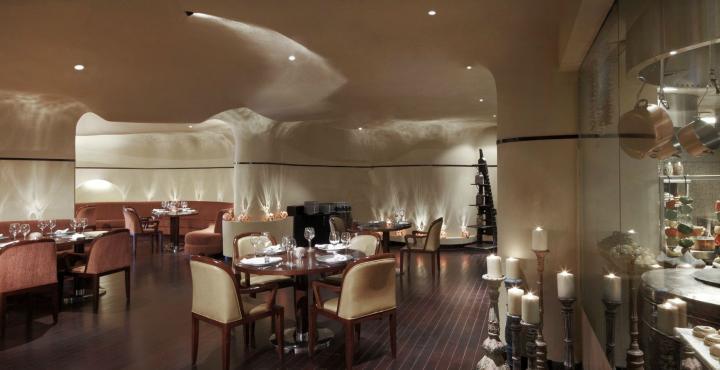 Jaipur Marriott Hotel Exteriör bild The interior of the restaurant
