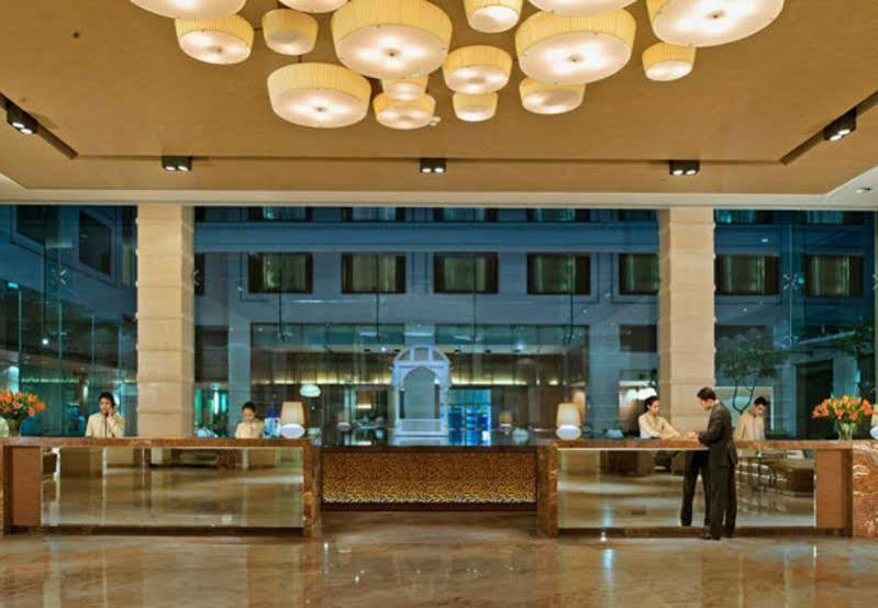 Jaipur Marriott Hotel Exteriör bild Lobby